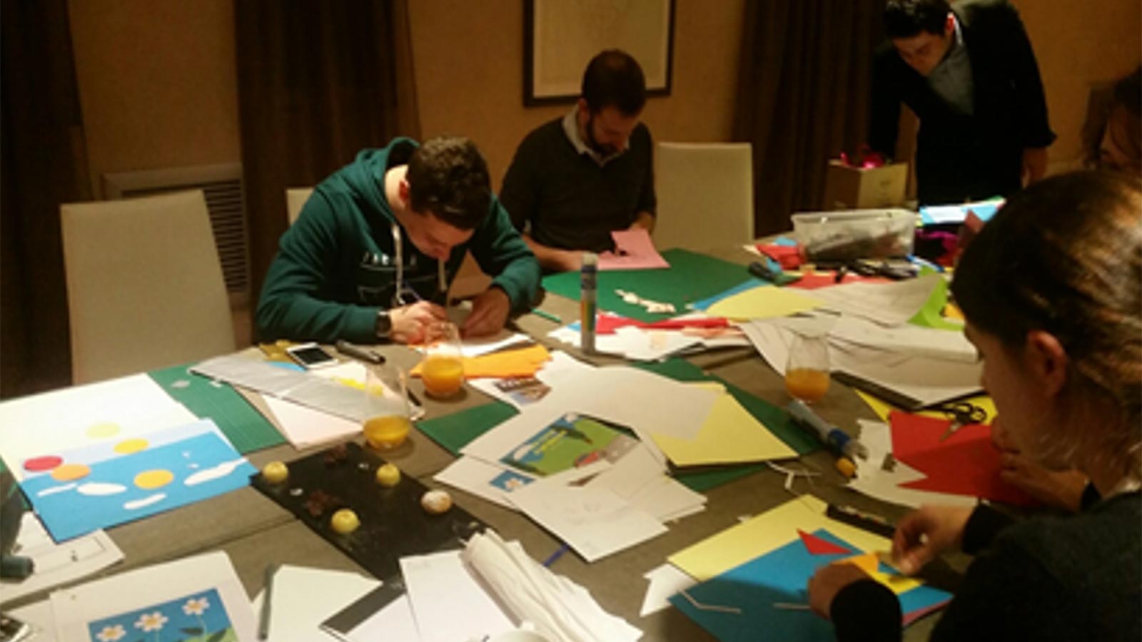 team-builing-art-stop-motion-taos-event